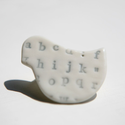 Messinger Misty (porcelánová brož) — foto 1