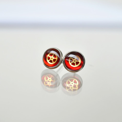 Červené STEAMPUNK pecky, chirurgická ocel, 8mm — foto 1