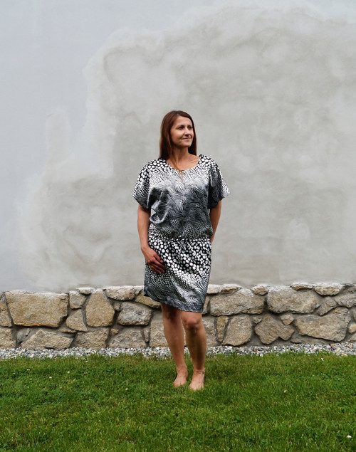 Šaty — foto 1