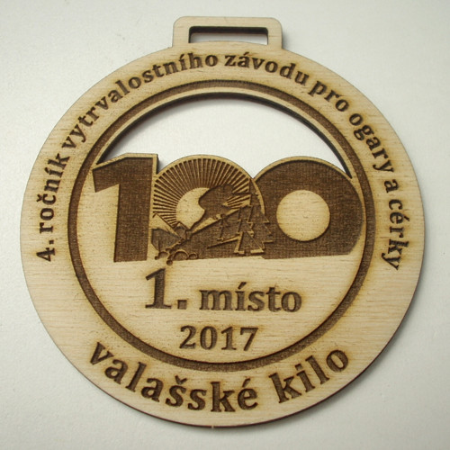 Dřevěná MEDAILE: "Valašské kilo 2017" dospělácká — foto 1