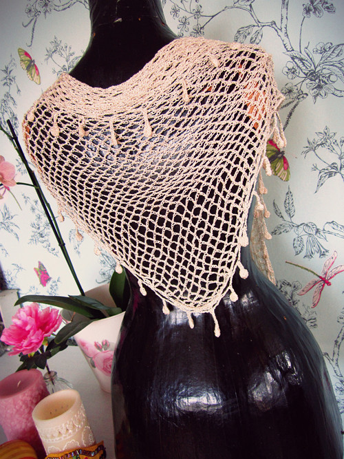 Šatéček háčkovaný shabby — foto 1