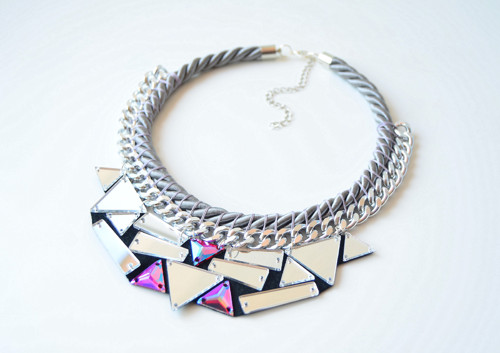 Náhrdelník GREY SILVER AZTEC — foto 1