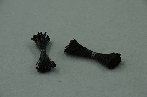 Oboustranné pestíky květinové černé 2-3 mm 144 ks