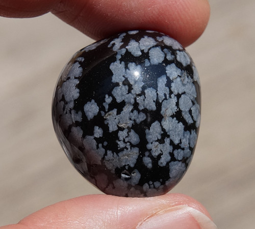 Obsidián sněžný (27 mm) D9344