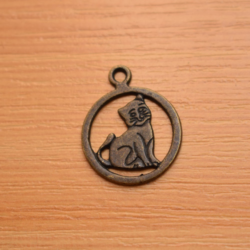 Kočka - starobronz - 18mm