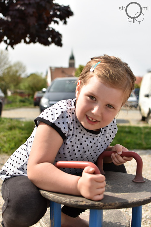 Šedé s puntíky KR, 2-3 roky — foto 1