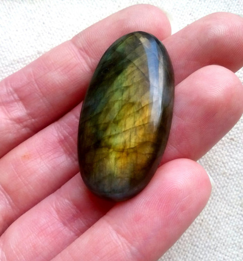 Kabošon Labradorit 38x20x6mm — foto 1