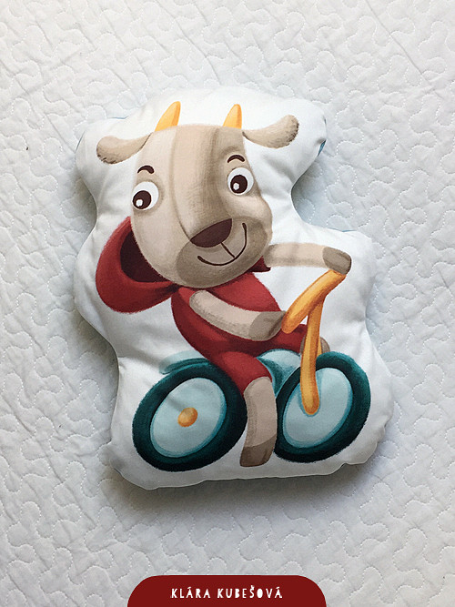 Kozlík - textilní dekorace — foto 1