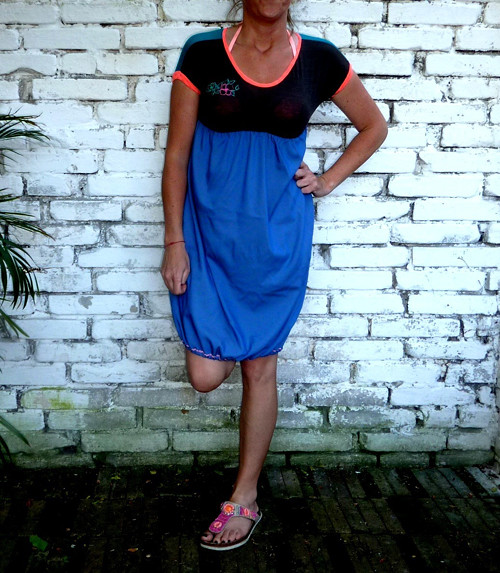 Piro - oversize šaty — foto 1