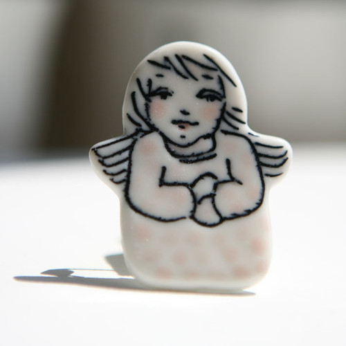 Anděl (porcelán.brož) — foto 1