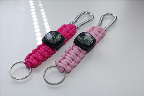 Paracord klíčenka s kompasem — foto 1