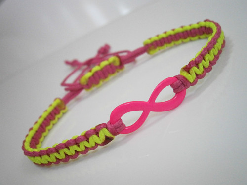 "Infinity" neonový dvoubarevný náramek (macramé) — foto 1