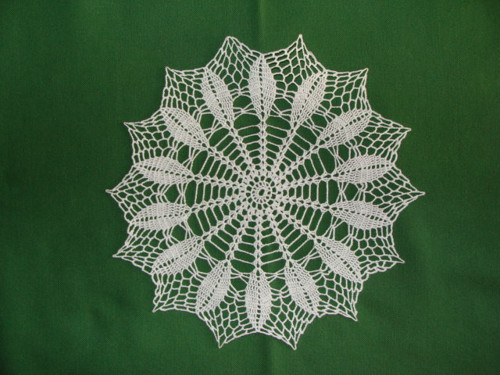 Háčkovaná dečka 28 cm — foto 1