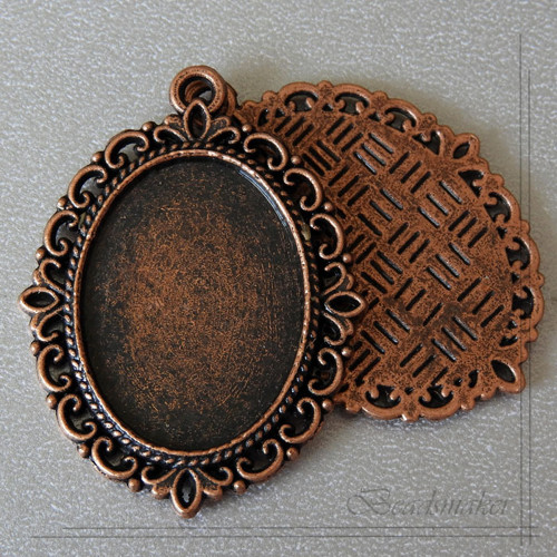 Lůžko, 39x29mm - 1 kus