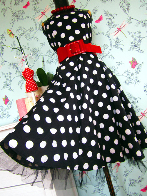Šaty retro dots — foto 1