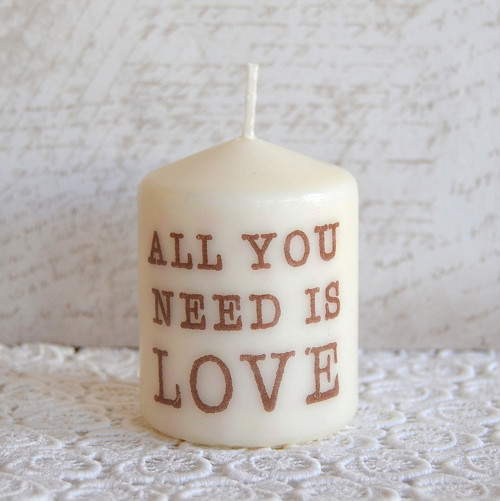 All you need is LOVE (8x6 cm)
