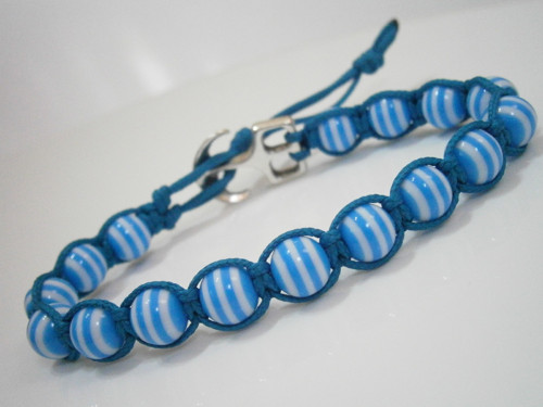 Námořnický náramek (macramé/shamballa) — foto 1