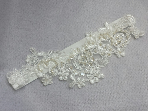 Krajkový luxusní Ivory podvazek