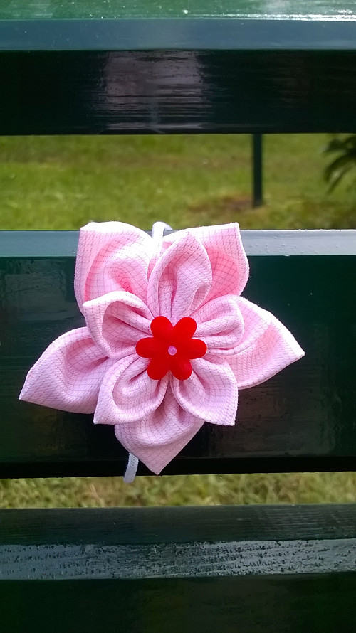 Kytička na gumičce — foto 1