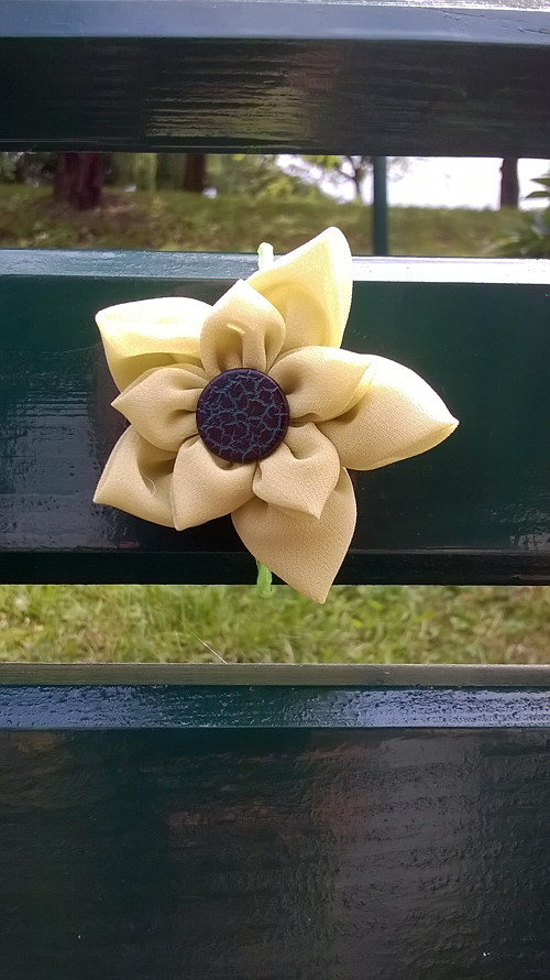 Kytička na gumičce