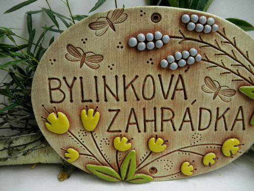 Cedulka do bylinkové zahrádky — foto 1