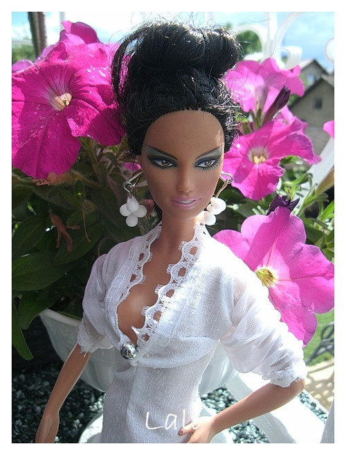 Společenské šaty pro panenku Model Muse 3. — foto 1