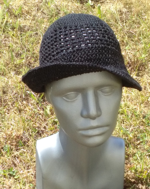 Ručně háčkovaný unisex klobouček — foto 1