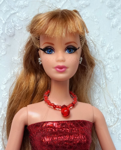 Náhrdelník pro Barbie s kapkou — foto 1