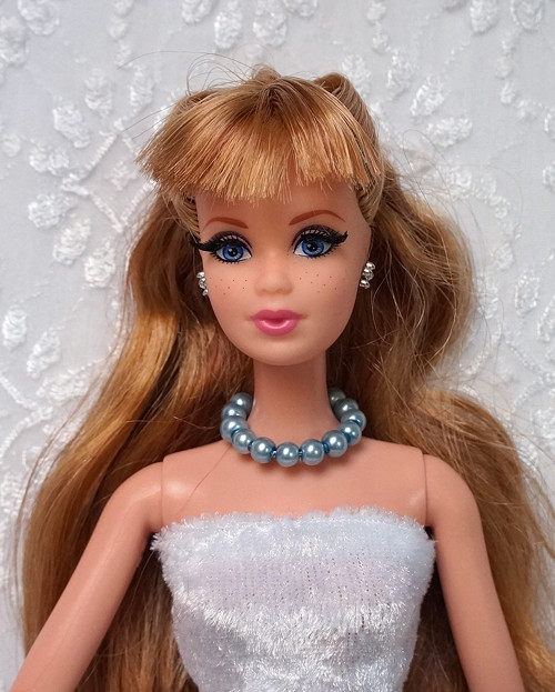 Šperk pro Barbie s perličkami — foto 1
