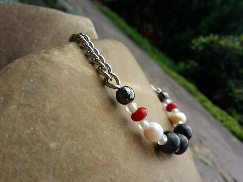 "Kara" Náramek (ocel, perly, minerály)