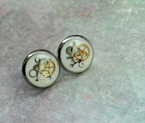 White circles — foto 1