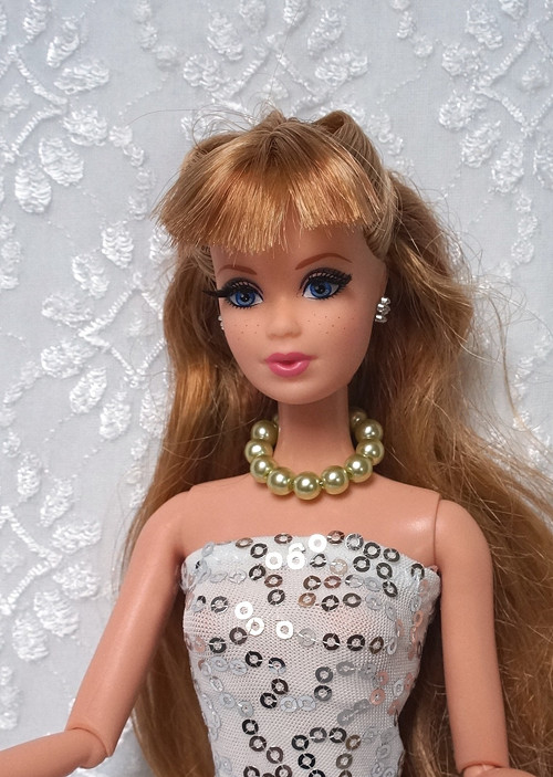 Šperk pro Barbie s perličkami — foto 1