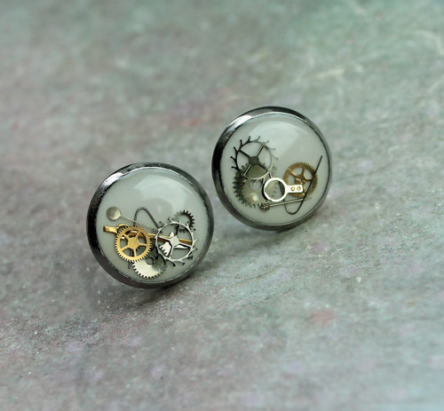 White circles — foto 1