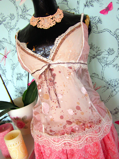 Top romantický patchwork — foto 1