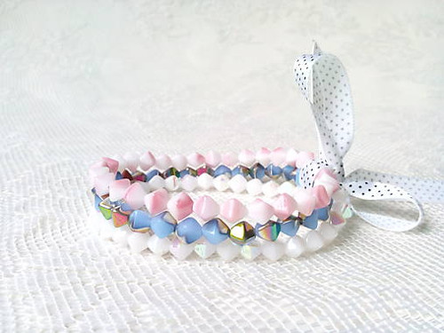 Pastel pyramides bracelets