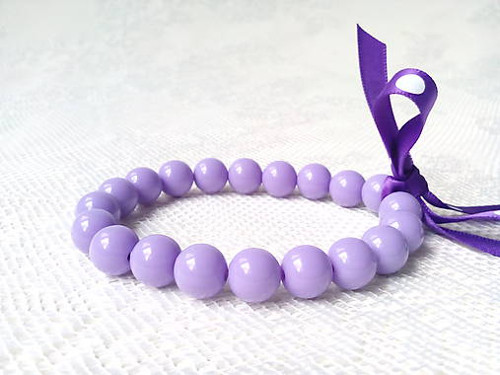 Pin Up bracelet (light violet)