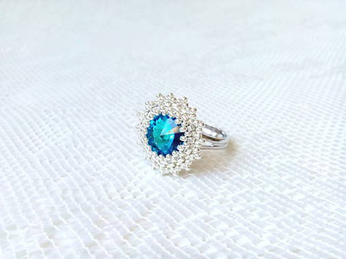 Bermuda blue ring (Swarovski / Rhodium)
