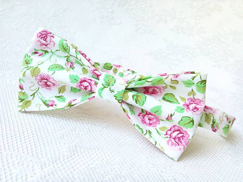 Vintage bow tie — foto 1