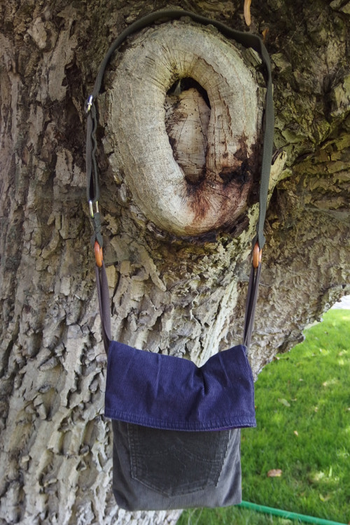 Crossbody malá na přání — foto 1