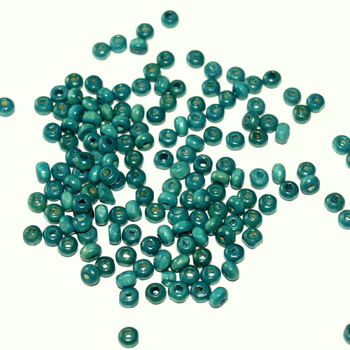 Dřevěné korálky - rokajl 5/0 4,5x3 mm (cena1000ks)