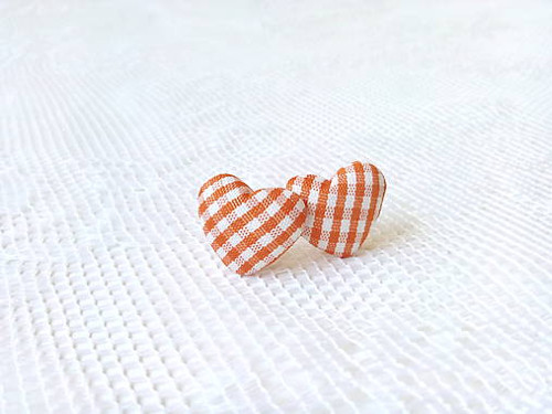 Little hearts earrings (orange/white)