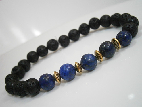 "Láva/Lapis Lazuli" - minerálový náramek