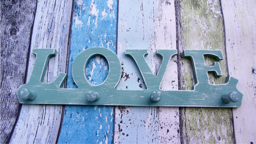 Věšák LOVE, výprodej! — foto 1