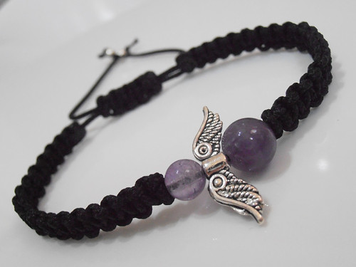 Andělský černý náramek s Ametystem (macramé) — foto 1