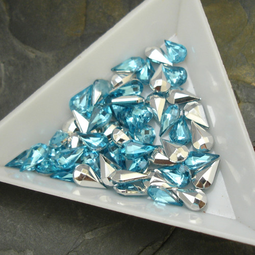 Akrylová kapka 5x8mm - 10 ks - azurová