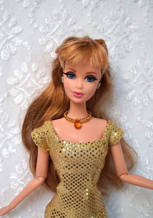 Náhrdelník pro Barbie s kapkou — foto 1