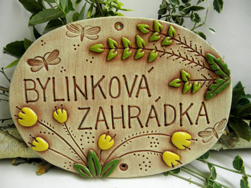 Cedulka do bylinkové zahrádky — foto 1