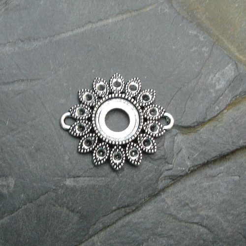 .Konektor květ 27x22mm - starostříbrný