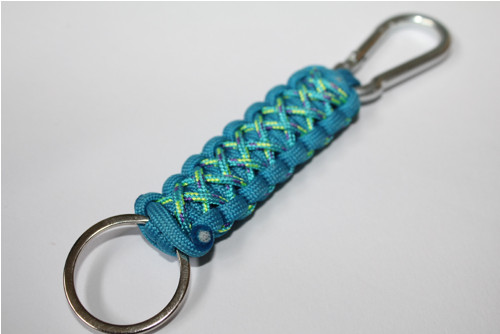 Paracord klíčenka — foto 1