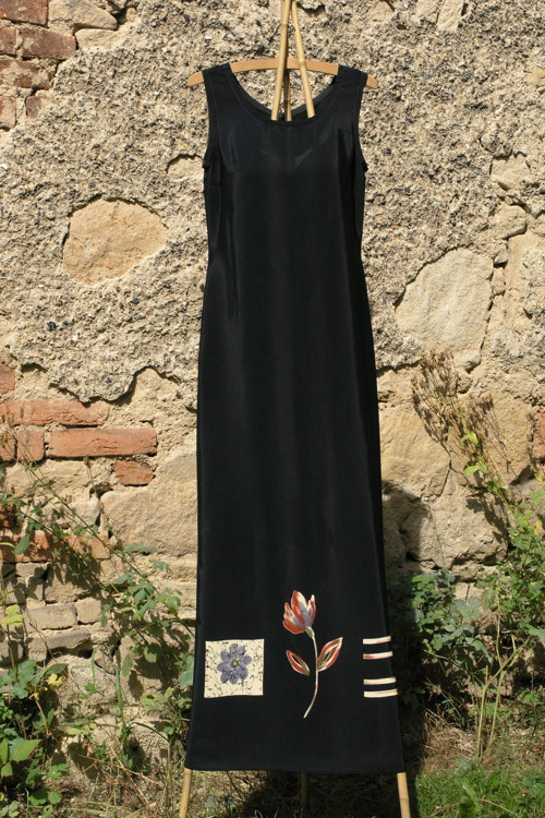 Šaty černé - Květy